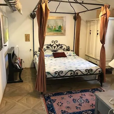 The Butcher-ducati And Airport Blq * Bologne